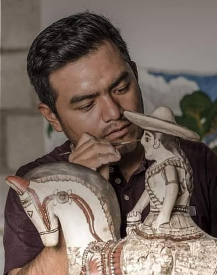 Rodrigo de la Cruz y lo que cuenta la cerámica de San Agustín Oapan